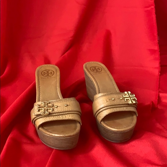 Tory Burch sandal wedges - Picture 2 of 5